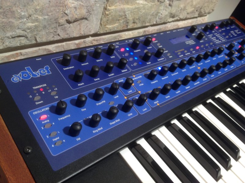 DaveSmith Instruments – MonoEvolver